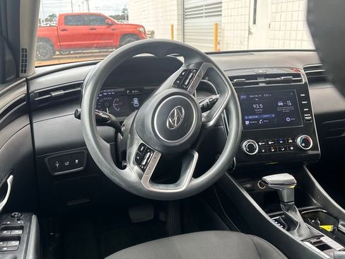 Used 2023 Hyundai Tucson SEL image 4