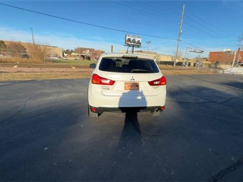 Used 2016 Mitsubishi Outlander Sport ES image 7