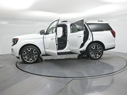 New 2025 Ford Expedition Platinum w/ Platinum Ultimate Package image 36