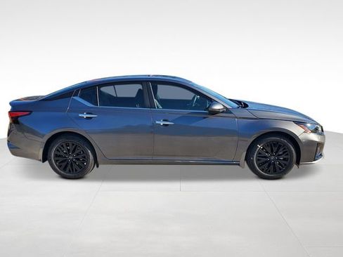 New 2026 Nissan Altima 2.5 SV w/ SV Special Edition Package FWD image 3