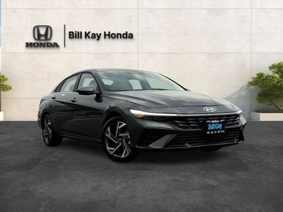 Used 2025 Hyundai Elantra SEL