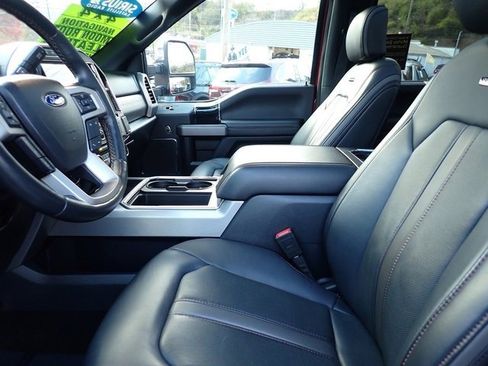 Certified 2022 Ford F250 Platinum image 18