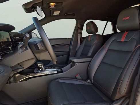 Used 2024 Chevrolet Trax RS w/ Driver Confidence Package image 14