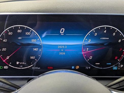 Used 2026 Mercedes-Benz GLC 300 4MATIC image 11