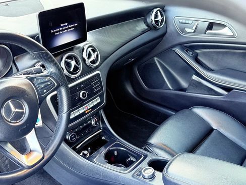 Used 2019 Mercedes-Benz GLA 250 image 5