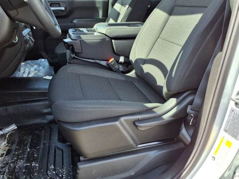 New 2025 GMC Sierra 2500 Pro image 12