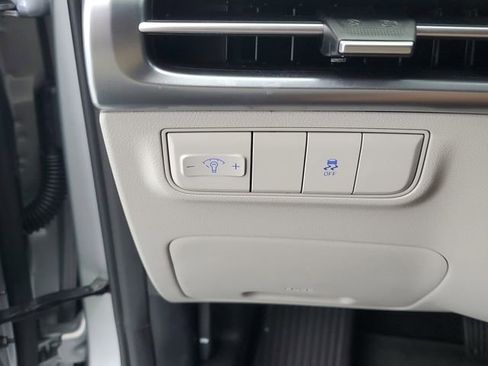 Used 2025 Hyundai Tucson SE FWD image 31