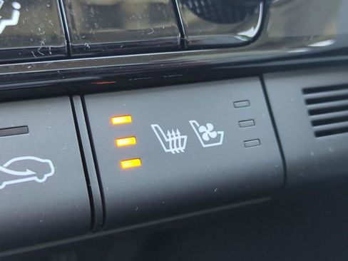 New 2026 Hyundai Elantra Limited image 27