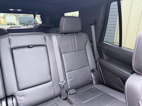 Used 2023 Chevrolet Tahoe RST image 15