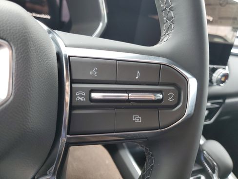 New 2026 GMC Canyon Elevation image 15