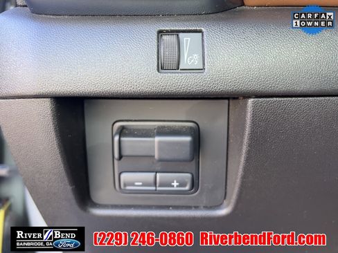 Used 2025 GMC Canyon AT4 image 19