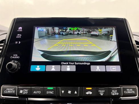 Used 2022 Honda Odyssey Touring image 12