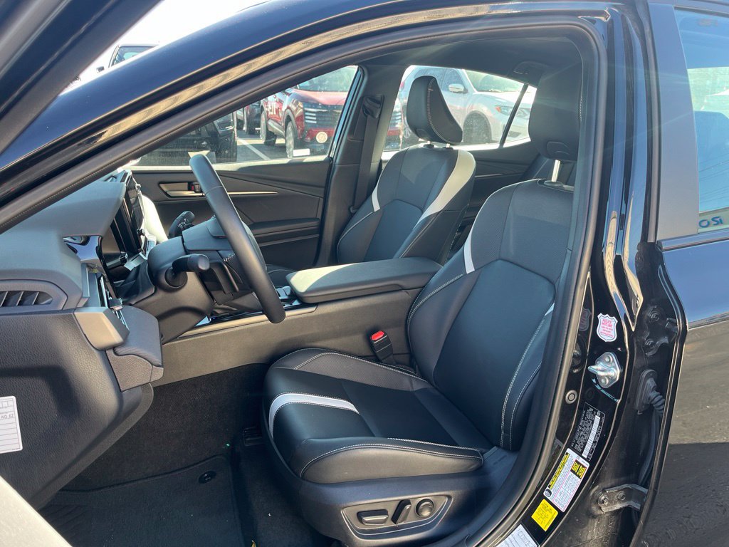 Used 2026 Toyota Camry SE FWD image 20
