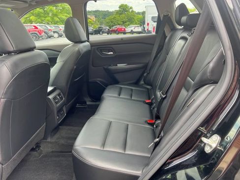 Used 2023 Nissan Rogue SL w/ SL Premium Package AWD/4WD image 19