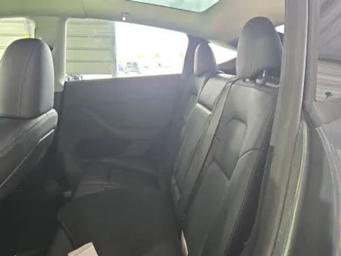Used 2020 Kia Sedona EX FWD image 12