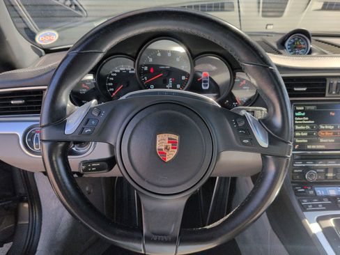 Used 2015 Porsche 911 Targa 4S image 16