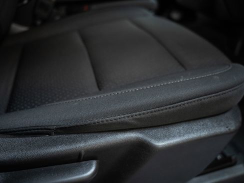 Used 2024 Chevrolet Silverado 2500 Custom image 41