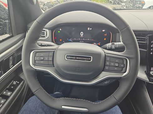 New 2026 Jeep Grand Wagoneer Limited AWD/4WD image 17