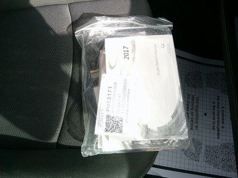 Used 2017 Chevrolet Cruze LT w/ Sun And Sound Package image 17