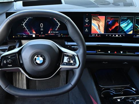 Certified 2024 BMW 530i 530i w/ M Sport Package image 11