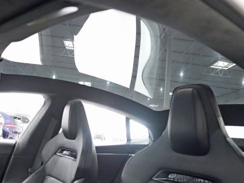 Used 2025 Tesla Model S Plaid image 34