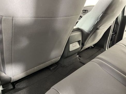 Used 2024 Nissan Frontier S w/ Technology Package image 40