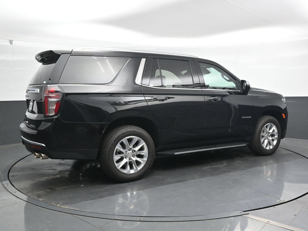 Used 2024 Chevrolet Tahoe Premier AWD/4WD image 3