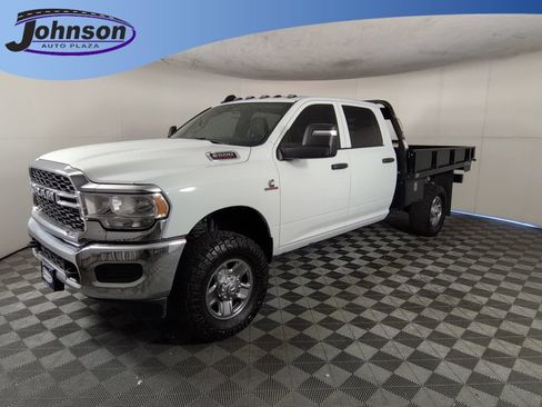 Used 2024 RAM 2500 Tradesman w/ Chrome Appearance Group AWD/4WD image 1