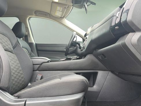 Certified 2024 Nissan Pathfinder SV image 11