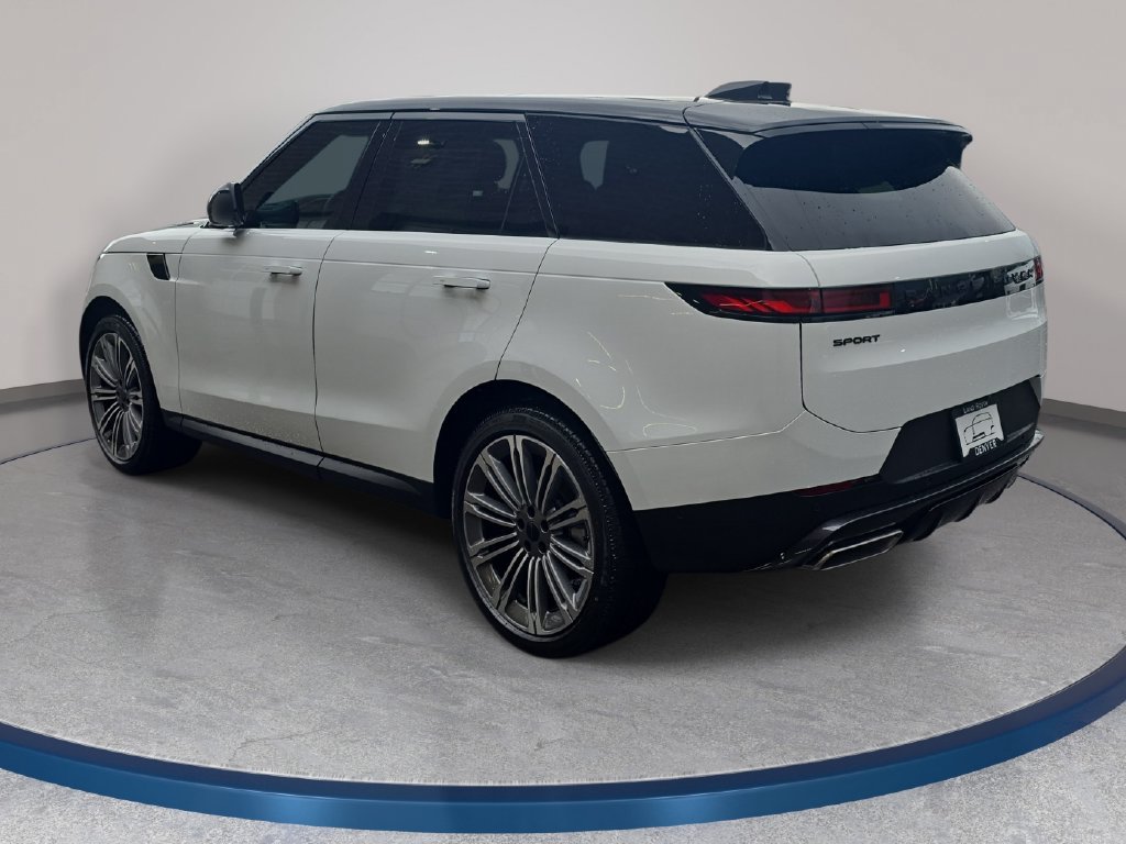 New 2027 Land Rover Range Rover Sport SE AWD/4WD image 7