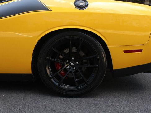 Used 2018 Dodge Challenger T/A image 11