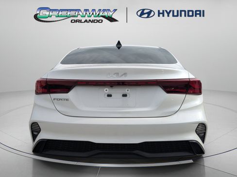 Used 2023 Kia Forte LXS FWD image 8