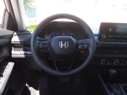 Certified 2023 Honda Accord LX image 21