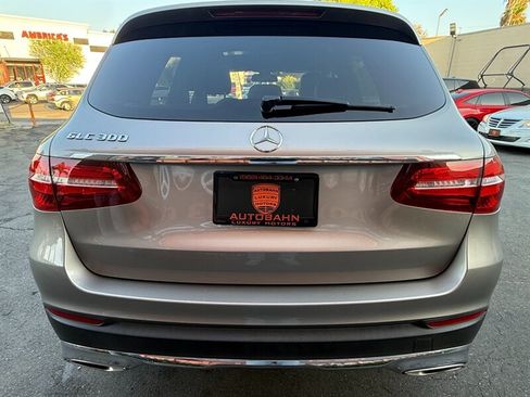 Used 2019 Mercedes-Benz GLC 300 w/ Premium Package image 10
