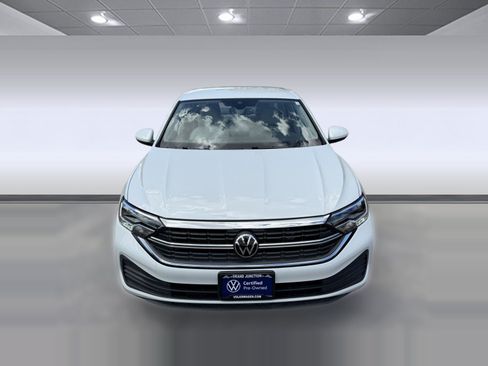 Used 2024 Volkswagen Jetta SE FWD image 8