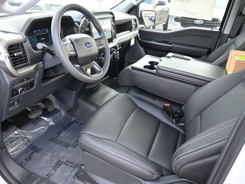 New 2025 Ford F150 XL w/ Equipment Group 103A High image 15