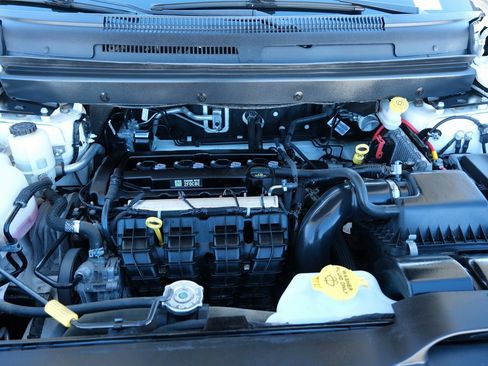 Used 2020 Dodge Journey SE w/ Blacktop Package image 31