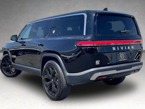 Used 2024 Rivian R1S Adventure AWD/4WD image 3