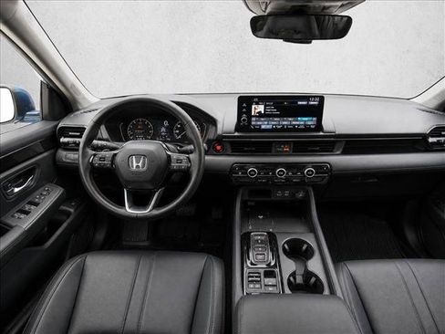 Used 2025 Honda Pilot TrailSport image 25