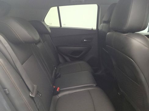 Used 2022 Chevrolet Trax LT w/ Sport Edition AWD/4WD image 19