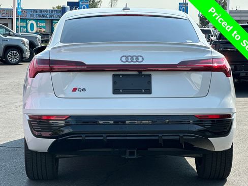 Used 2024 Audi Q8 e-tron Premium AWD/4WD image 5