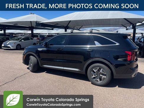 Used 2021 Kia Sorento S FWD image 5