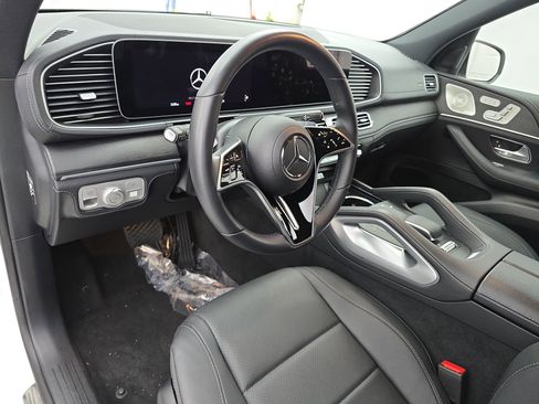 Used 2025 Mercedes-Benz GLE 450 4MATIC image 16