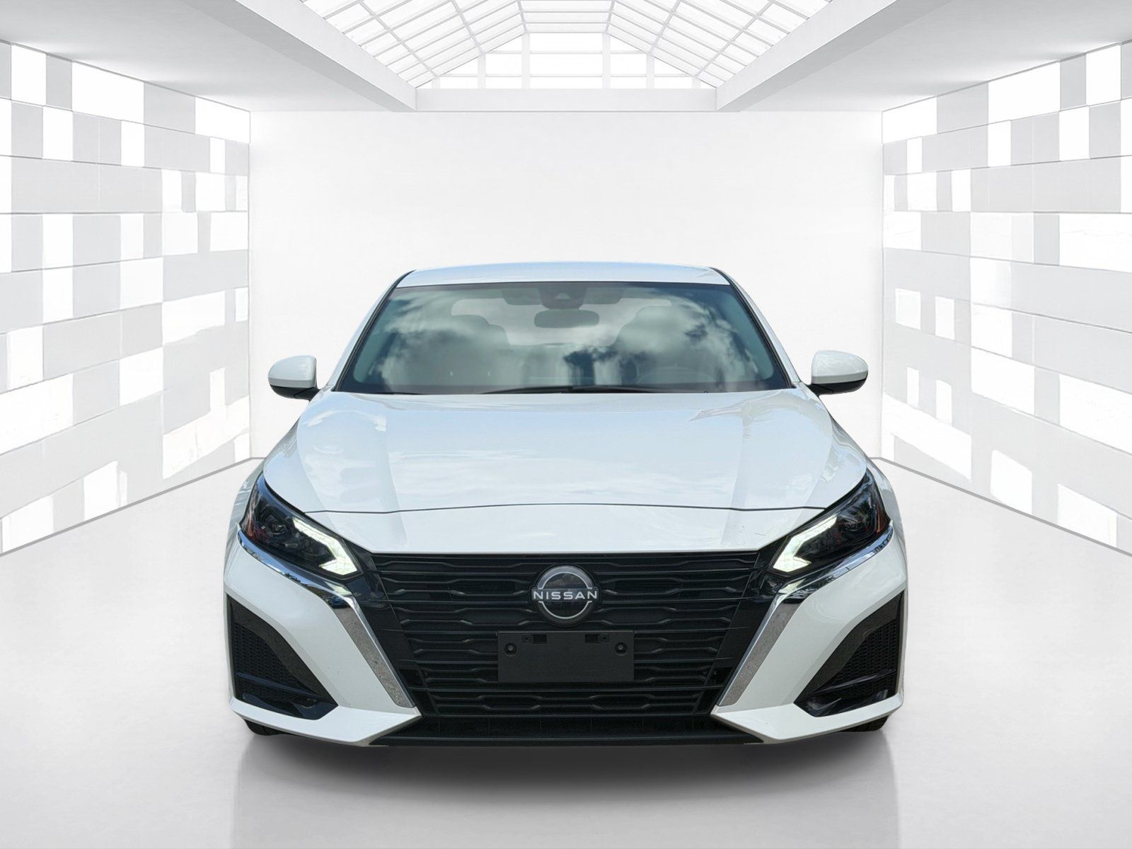Certified 2023 Nissan Altima 2.5 SV FWD image 2