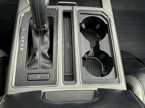 Used 2018 Ford F150 Raptor w/ Equipment Group 802A Luxury AWD/4WD image 38