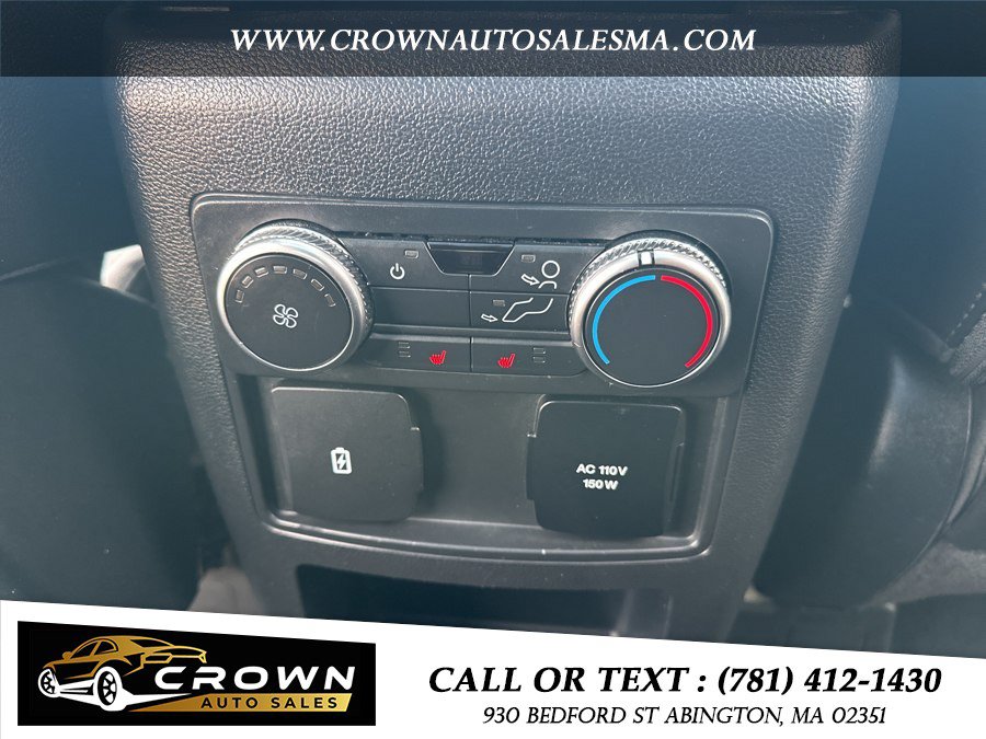 Used 2021 Ford Explorer Limited w/ Equipment Group 301A AWD/4WD image 19