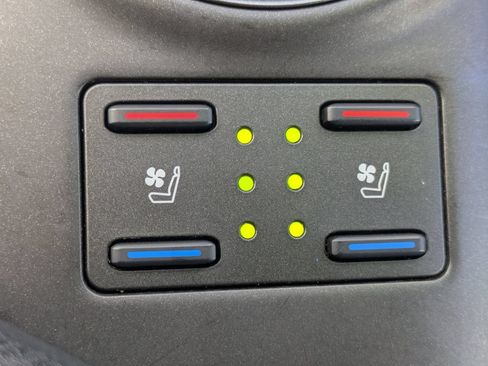 Used 2021 Toyota Camry XSE w/ Navigation Package FWD image 22