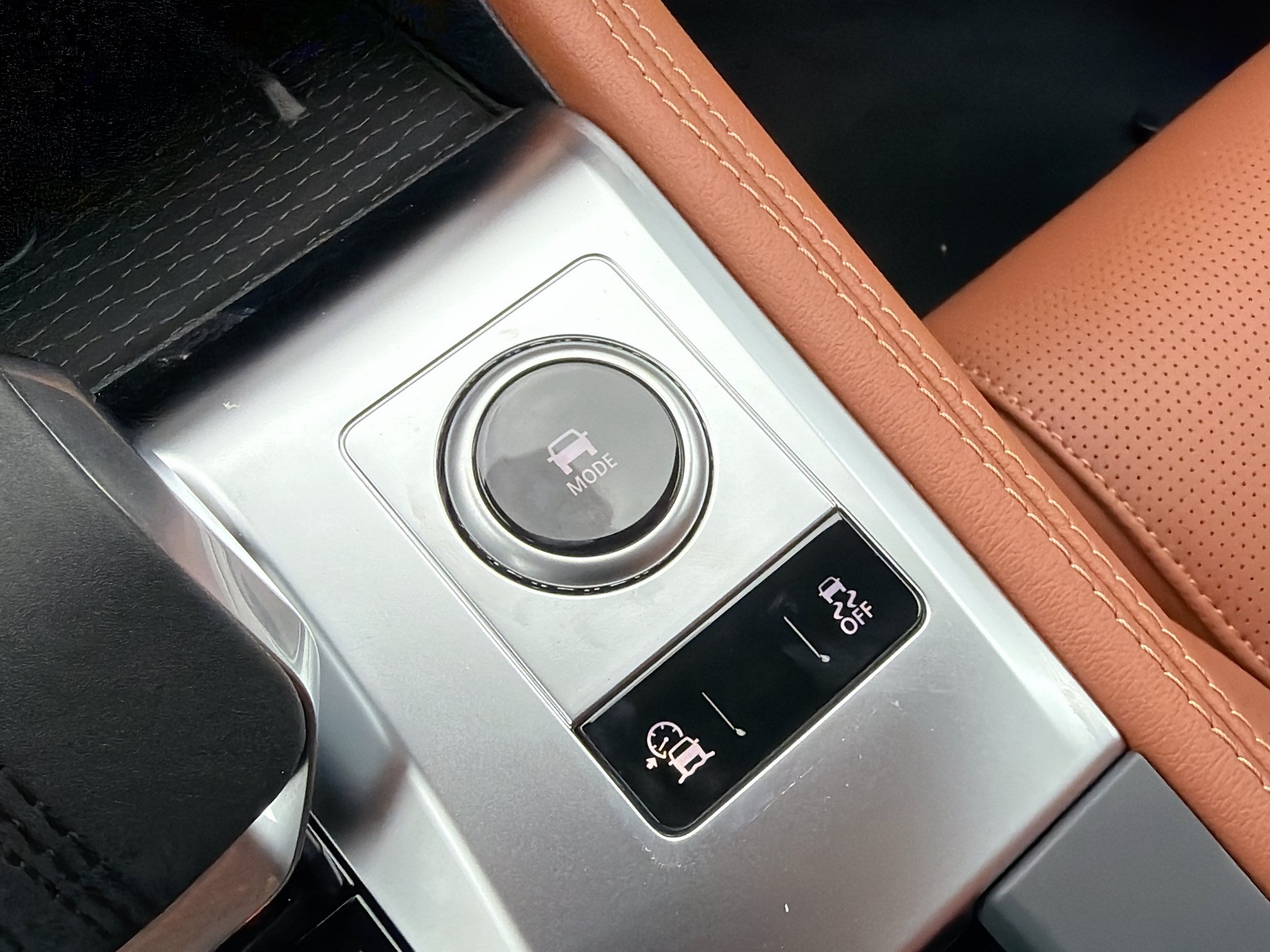 New 2026 Jaguar F-PACE R-Dynamic S AWD/4WD image 30