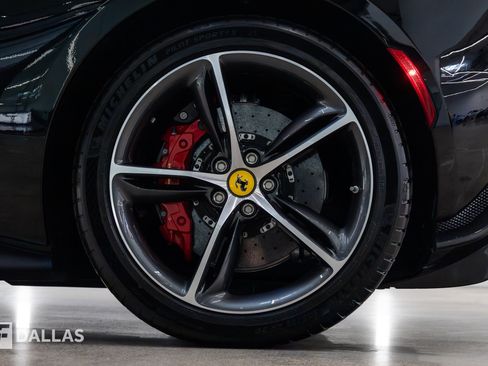 Used 2023 Ferrari 296 GTS RWD image 3