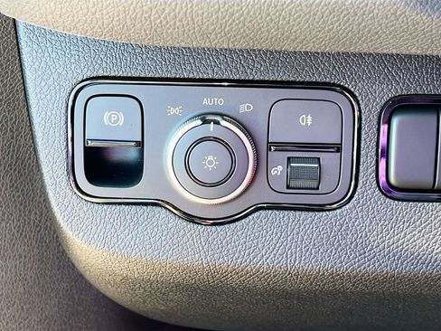 New 2025 Mercedes-Benz Sprinter 2500 image 11